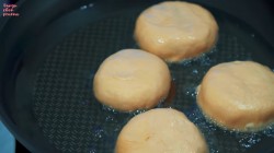 Классические беляши с сочной мясной начинкой - шаг 26