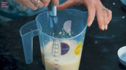 Классические беляши с сочной мясной начинкой - шаг 5