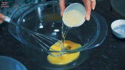 Классические беляши с сочной мясной начинкой - шаг 6