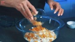 Ванильные кексы с грецкими орехами, изюмом и шоколадом