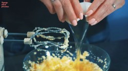 Ванильные кексы с грецкими орехами, изюмом и шоколадом