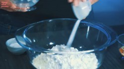 Ванильные кексы с грецкими орехами, изюмом и шоколадом