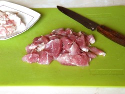 название картинки Горячий свекольник классический с мясом