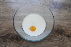 название картинки Простой кляр для рыбы с яйцом