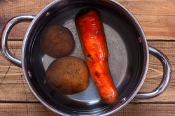 Классический оливье с мясом говядины - шаг 2