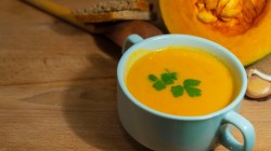 название картинки тыквенный суп-пюре с болгарским перцем и сливками