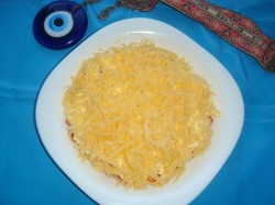 название картинки Классический Восточный Салат с колбасой