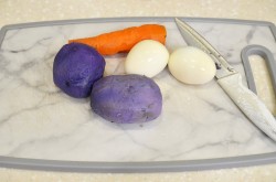 Классическое оливье курицей - шаг 3