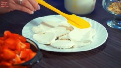 название картинки Торт из зефира с клубникой без выпечки