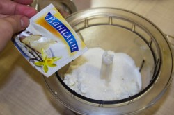 Кокосовые шарики с творогом