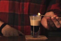 Коктейль Три ликера Б52