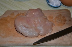 название картинки Колбаса домашняя куриная с сыром