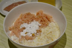 название картинки Колбаса домашняя куриная с сыром