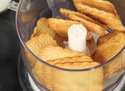 Колбаска из печенья со сгущенкой