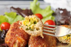 название картинки Колбаски Кеббе на мясорубке