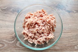 название картинки Колбаски Кеббе на мясорубке