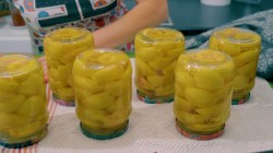 название картинки Компот из абрикосов без косточек на зиму с лимонной кислотой