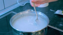 название картинки Компот из абрикосов без косточек на зиму с лимонной кислотой