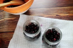 название картинки Компот из ирги на зиму