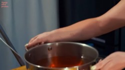 название картинки Компот из клубники, лимона и мяты на зиму