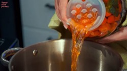 название картинки Компот из клубники, лимона и мяты на зиму