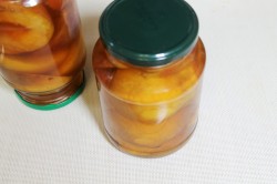 название картинки Компот из персиков на зиму