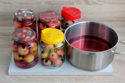 название картинки Компот из ранеток на зиму