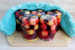 название картинки Компот из ранеток на зиму