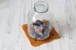 название картинки Компот из слив на зиму на 3 литровую банку