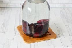 название картинки Компот из слив на зиму на 3 литровую банку