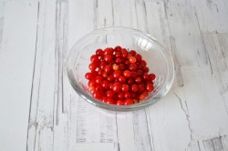 название картинки Компот из смородины и ревеня