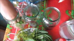 название картинки Консервированные кабачки с кетчупом чили