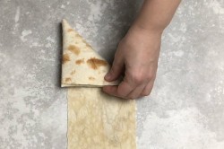 Конвертики из лаваша с разными начинками на сковороде - шаг 12