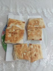 Конвертики с крабовыми палочками на сковороде