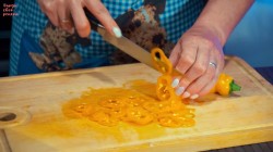 название картинки Корейский салат из кабачков и моркови