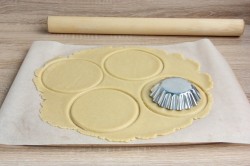 Корзиночки из песочного теста с начинкой - шаг 7 Корзиночки из песочного теста с начинкой - шаг 7