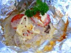 название картинки Свиная котлета на косточке запечённая в фольге