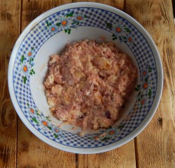 Котлеты с молоком и хлебом из фарша