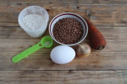 Котлеты без мяса из гречки - шаг 1