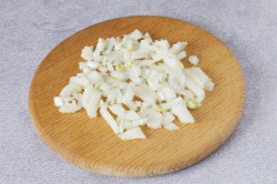 Котлеты из куриного филе рубленные с крахмалом и майонезом