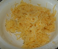 Котлеты из мясного фарша в духовке - шаг 3 Котлеты из мясного фарша в духовке - шаг 3