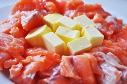 Котлеты из семги и крабовых палочек - шаг 2