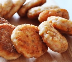 Котлеты из семги и крабовых палочек - шаг 6