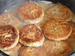 Рыбные котлеты из судака