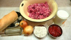 Котлеты жареные а потом запеченные с подливкой - шаг 1 Котлеты жареные а потом запеченные с подливкой - шаг 1