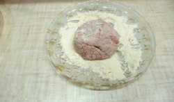 Котлеты жареные а потом запеченные с подливкой - шаг 3 Котлеты жареные а потом запеченные с подливкой - шаг 3