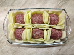 Котлеты с картошкой запеченные в духовке - шаг 6 Котлеты с картошкой запеченные в духовке - шаг 6