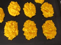 Котлеты тыквенные с творогом и яблоком в духовке