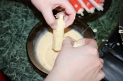 Крабовые палочки в кляре сырные