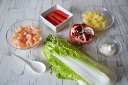 Крабовый салат с креветками